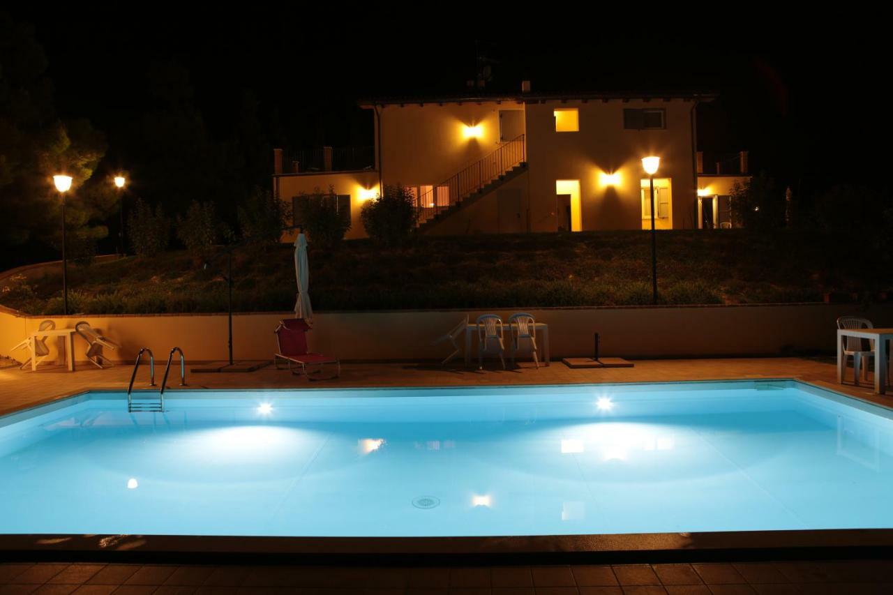 Agriturismo Terra Dei Falchi Castilenti Экстерьер фото